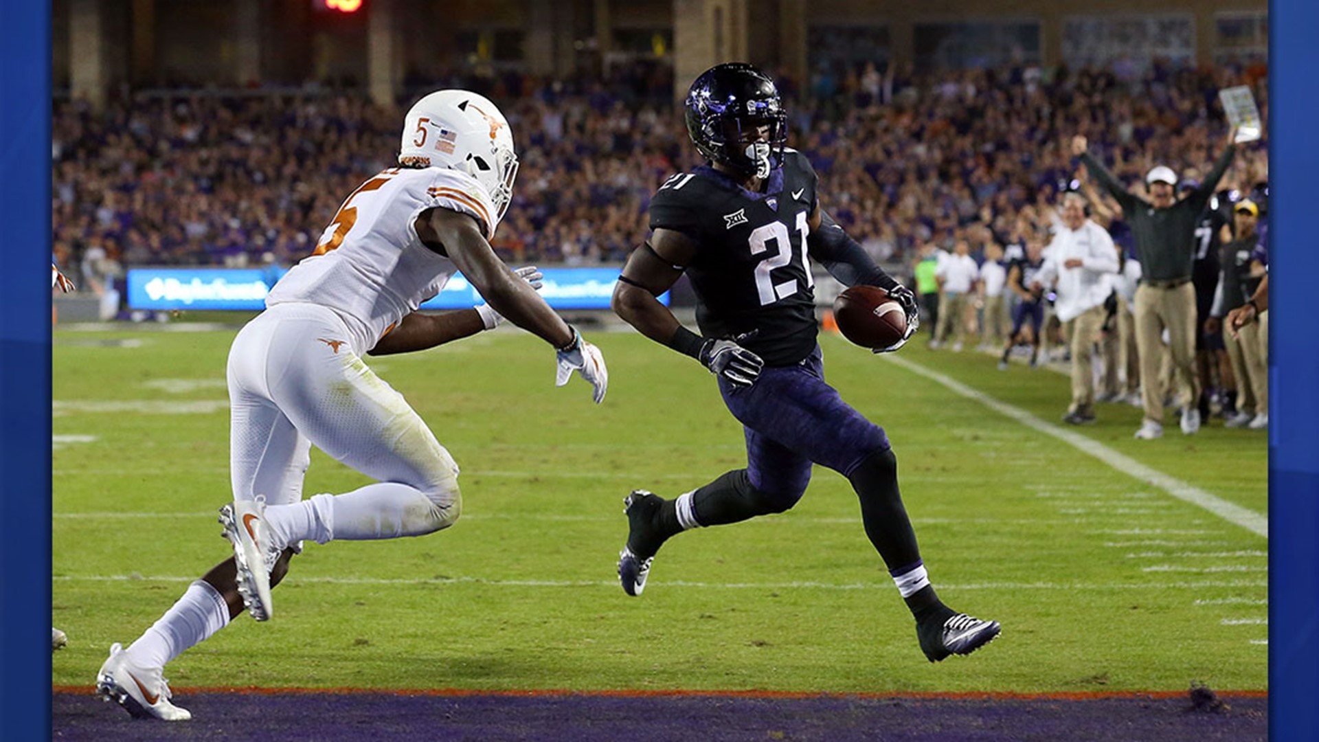 Texas Longhorns vs. TCU Horned Frogs at Texas Memorial Stadium